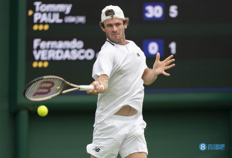 众所瞩目 众所瞩目