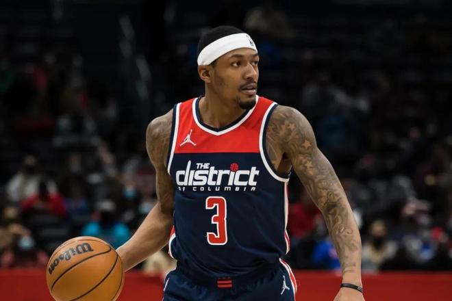 他逐渐成为 他逐渐成为