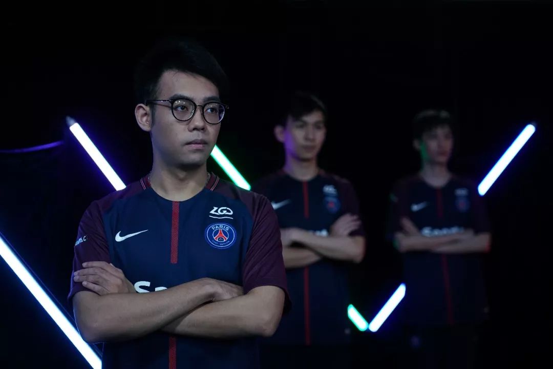 续挤压